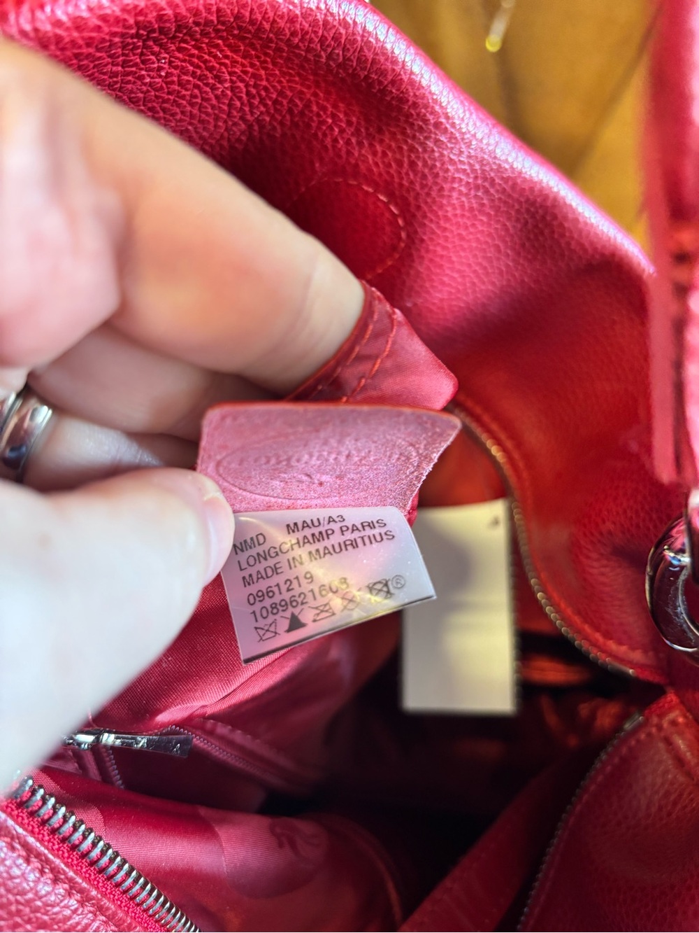 Longchamp Foulonne Hobo Leather Shoulder Bag - Picture 15 of 16